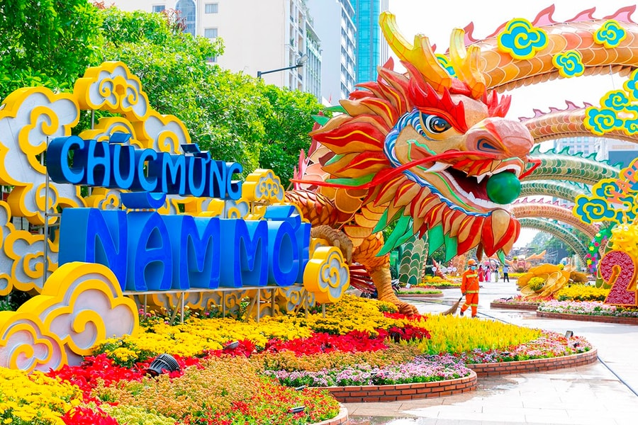 Bo Sang Umbrella and Sankhampaeng Crafts Festival